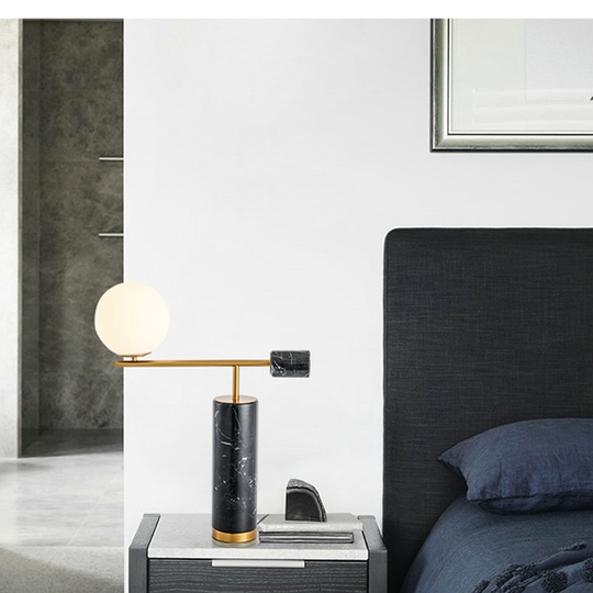 Черная настольная лампа с белым плафоном, Lexi Table Lamp, 50*63 см