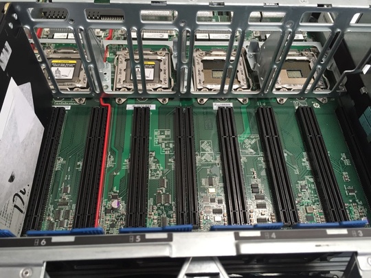 Сервер HP DL580 Gen8