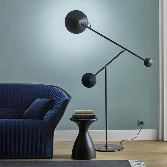 Напольный светильник черный CINETIQUE LIGNE ROSET, LED, 12 Вт
